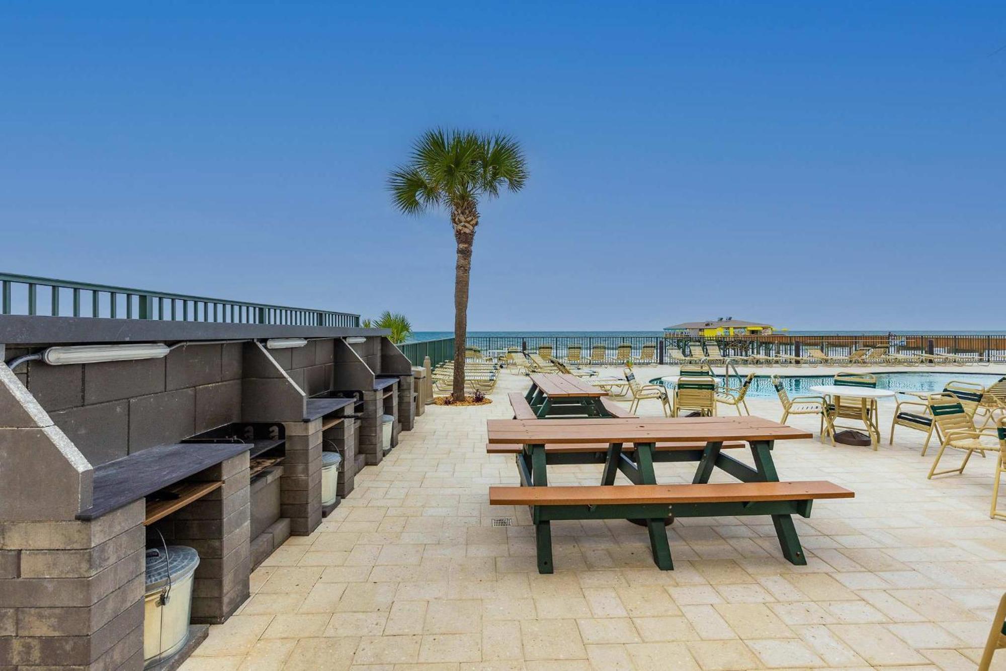 Ocean Views From Your Private Balcony! Sunglow Resort 606 By Brightwild Daytona Beach Shores Esterno foto