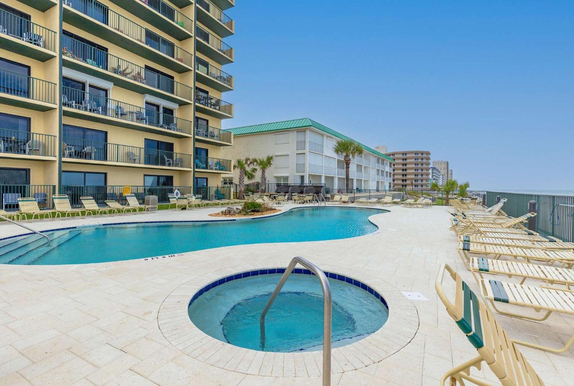 Ocean Views From Your Private Balcony! Sunglow Resort 606 By Brightwild Daytona Beach Shores Esterno foto